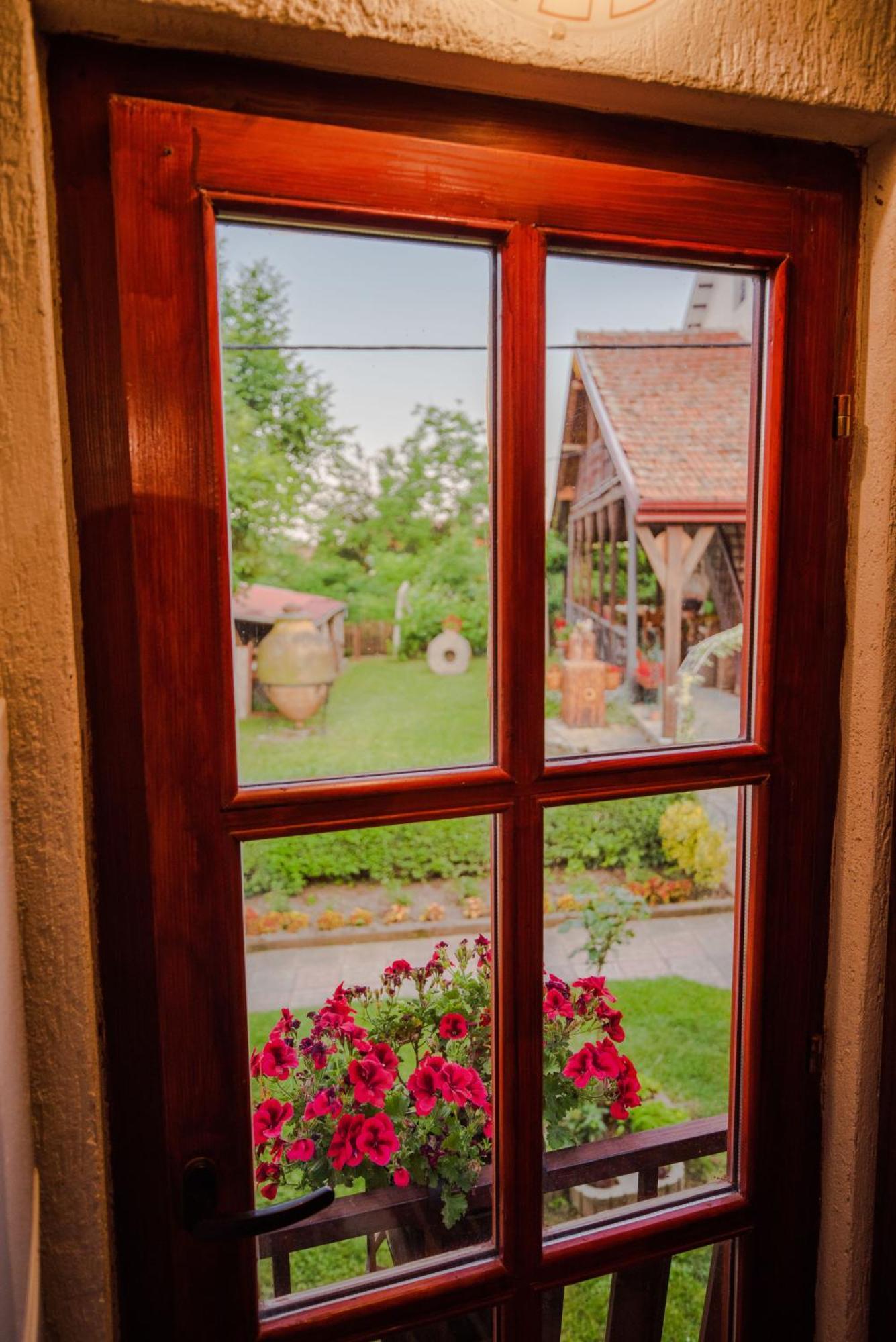 Apartment In Antique Museum Filip Bitola Bagian luar foto